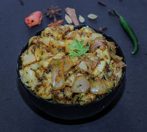 Dry Aloo Do Pyaza