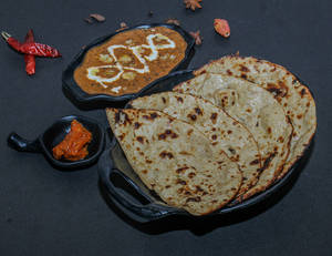 2 Butter Tandoori Roti Dal Makhani Combo