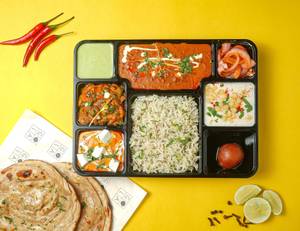 Veg Deluxe Thali