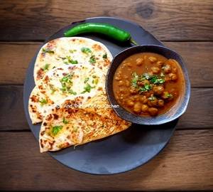 2 Paneer Kulcha With Chana Masala (Combo)