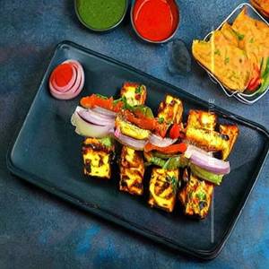 Tandoori paneer tikka sandwich
