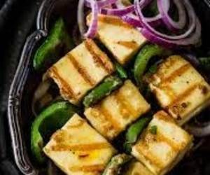 Paneer Tikka (Creamy)
