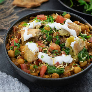 Samosa Chole Chat