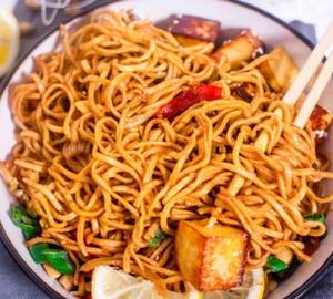 Paneer Singapuri Noodles