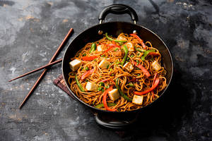 Paneer noodles