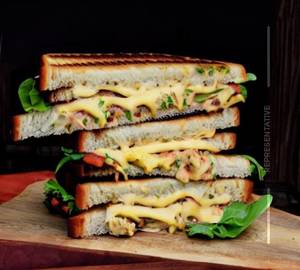 Grilled Masala Cheese Sandwich