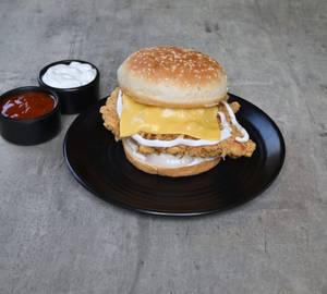 Chicken Cheese Crunchy Burger