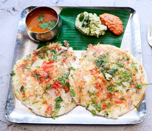 Ghee Onion Tomato Uttappam