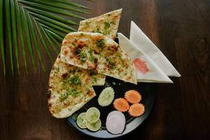 Garlic naan