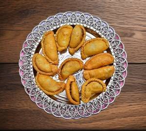 Mava /Khoya Gujiya [ Desi Ghee ]