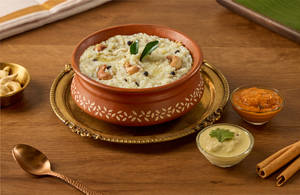 Ven Ghee Pongal with Chutneys (Serves 1)