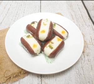 Khoya Gulab Jamun