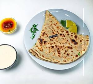 Aloo paratha                                                            