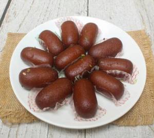 Lamba Jamun