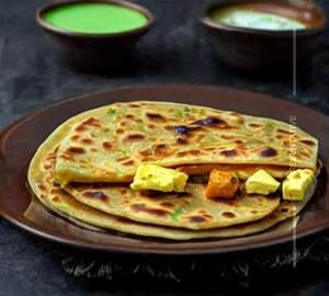 Paneer schezwan paratha
