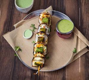 Tandoori paneer roll