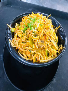 Chicken Schezwan Noodles