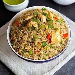 Chicken tripple schewan fried rice 