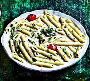 White Sauce Pasta