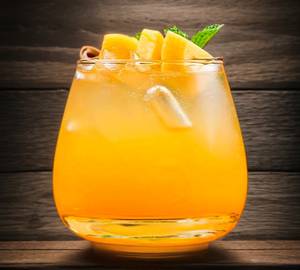 Mango cocktail