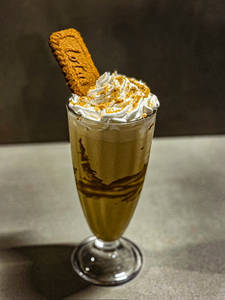 Lotus Biscoff Shake