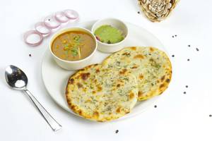 Amritsari Kulcha With Choley