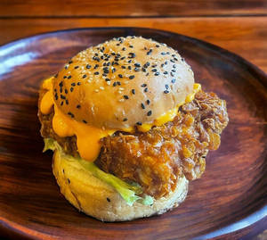 Paneer Crispy Burger