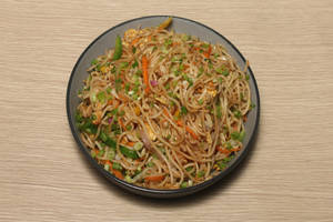 Schezwan Chicken Noodles