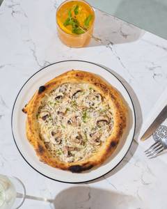Funghi Pizza