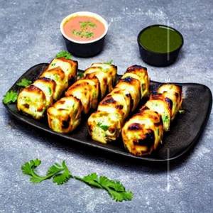 Egg Chicken Tandoori Cheese Roll
