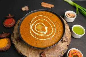 Dal Makhni (chef Special)