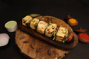 Afghani Paneer Tikka.