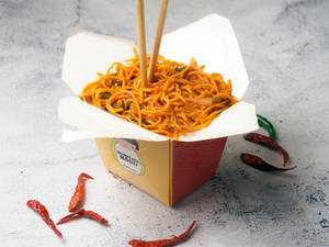 Veg Chilli Garlic Hakka Noodles