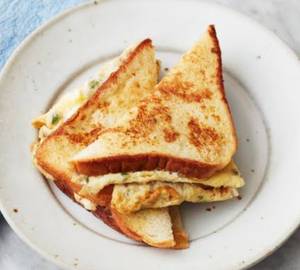 Plain Cheese Bread Omelette