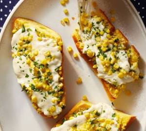 Garlic Bread With Corn Topping