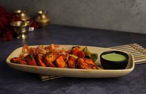 Charcoal Grilled Paneer Tikka 