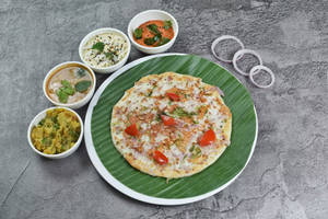 Mix Veg Uttappam