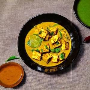 Paneer coconut curry