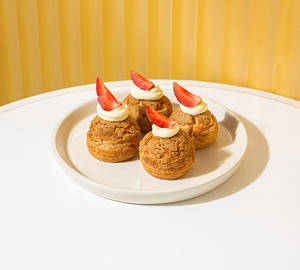 Strawberry Cream Choux