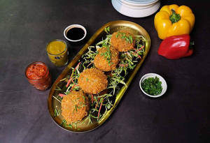 Paneer Kurkure Momos [ 6 pcs ]