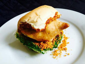Bun Samosa