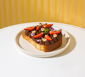 Strawberry & Nutella Toast