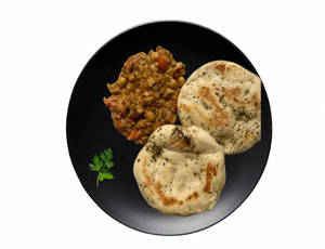 Chole Kulcha