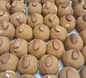 Besan Ladoo 250 gm
