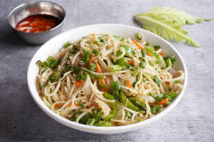 Veg Hakka Noodle