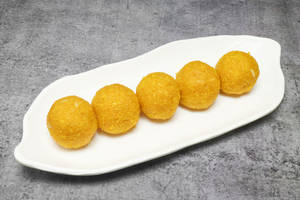 Besan Laddu