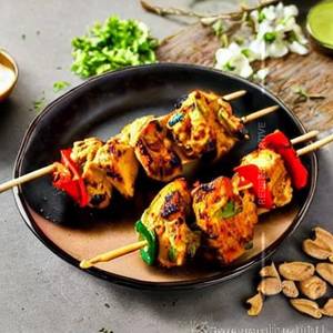 Garlic Chicken Tikka Burani Mayo