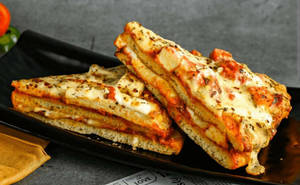 Cheesy Paneer Tandoori Grilled Sandwich