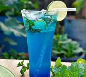 Blue Curacao Mojito