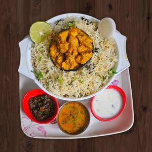Pulav with Boneless chicken Curry (Large)